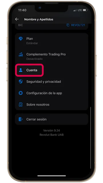 Captura de pantalla de la app de Revolut destacando la cuenta de cada usuario