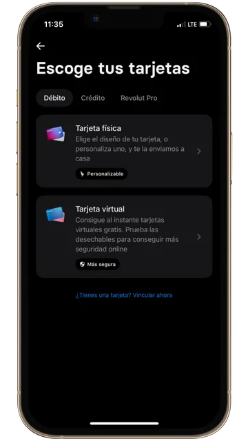 Captura de pantalla de la app de Revolut destacando las dos opciones de tarjetas: física y virtual