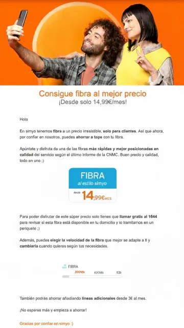 Email para clientes Simyo. Pareja sonriente con la oferta de fibra exclusiva para clientes desde 14,99€/mes.