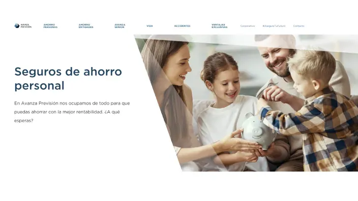 Seguros de ahorro personal de Avanza Previsión: familia con hucha simbolizando ahorro y rentabilidad.