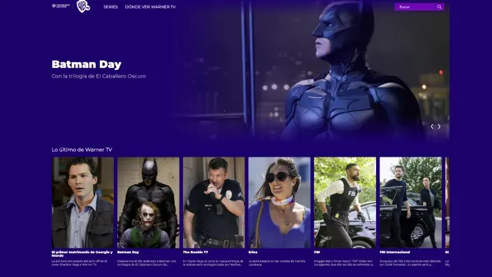Portada de la web de Warner TV promocionando el Batman Day y series como The Rookie y FBI.