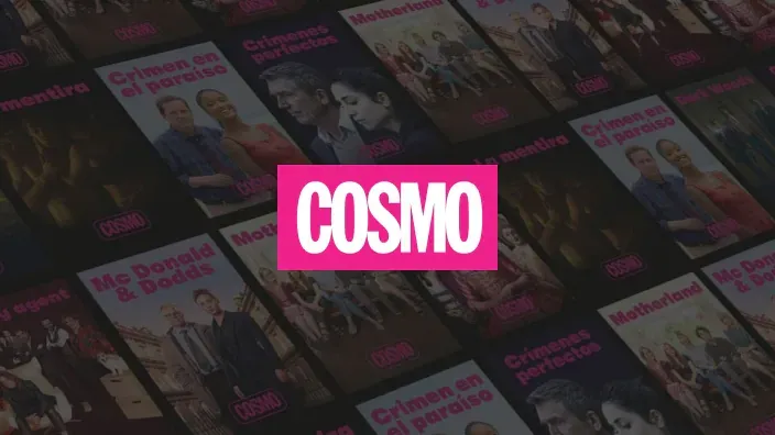 Logo del canal de televisión COSMO sobre un fondo con las carátulas de sus series, como Crimen en el paraíso.