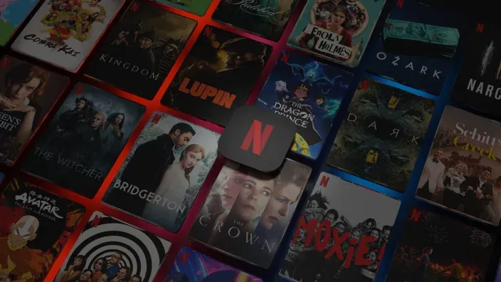 Catálogo de series y películas de Netflix mostrado en un mosaico de títulos populares