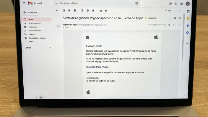Correo de phishing en Gmail suplantando al soporte de Apple con alerta de pago sospechoso.