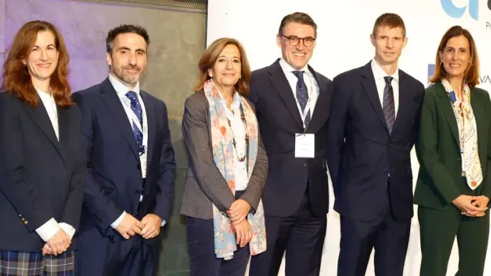 Representantes del sector financiero y asegurador durante la convención anual de Amaef 2025.