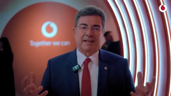 José Miguel García, CEO en España de Vodafone,  interviniendo en un evento corporativo bajo el lema Together we can.
