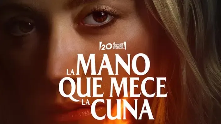 Imagen promocional de La Mano que mece la cuna, con la actriz Maika Monroe en primer plano