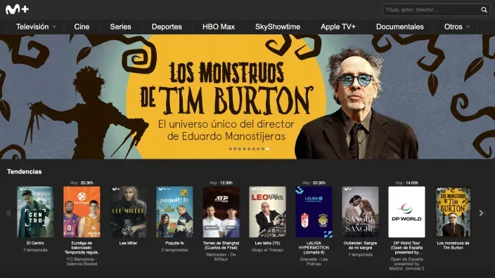 Interfaz de la plataforma Movistar Plus+ con el especial Los Monstruos de Tim Burton y la sección de tendencias.