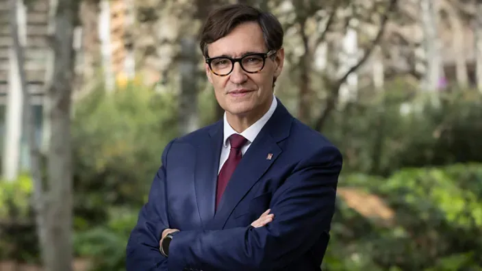 Salvador Illa, presidente de la Generalitat de Cataluña, en una foto insitucional.