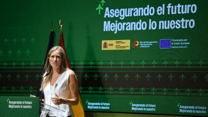 Sara Aagesen, ministra de Transición Eológica, interviene en un acto.