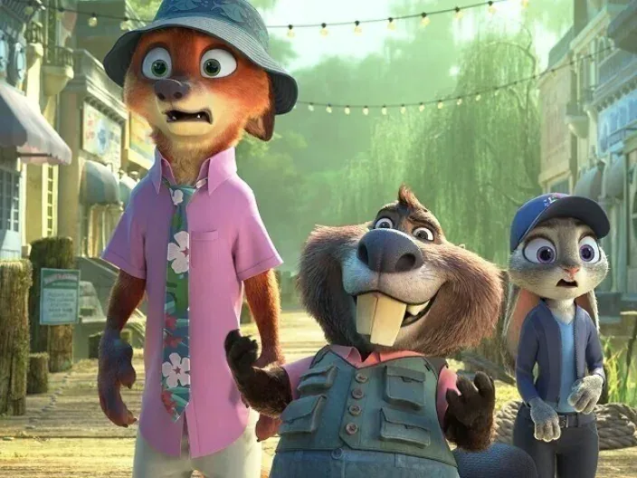 Nick Wilde, Judy Hopps y un castor en una escena de la película Zootopia de Disney para ver en streaming.