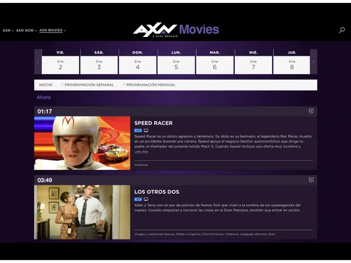 Guía de programación del canal AXN Movies mostrando las películas Speed racer y Los otros dos.