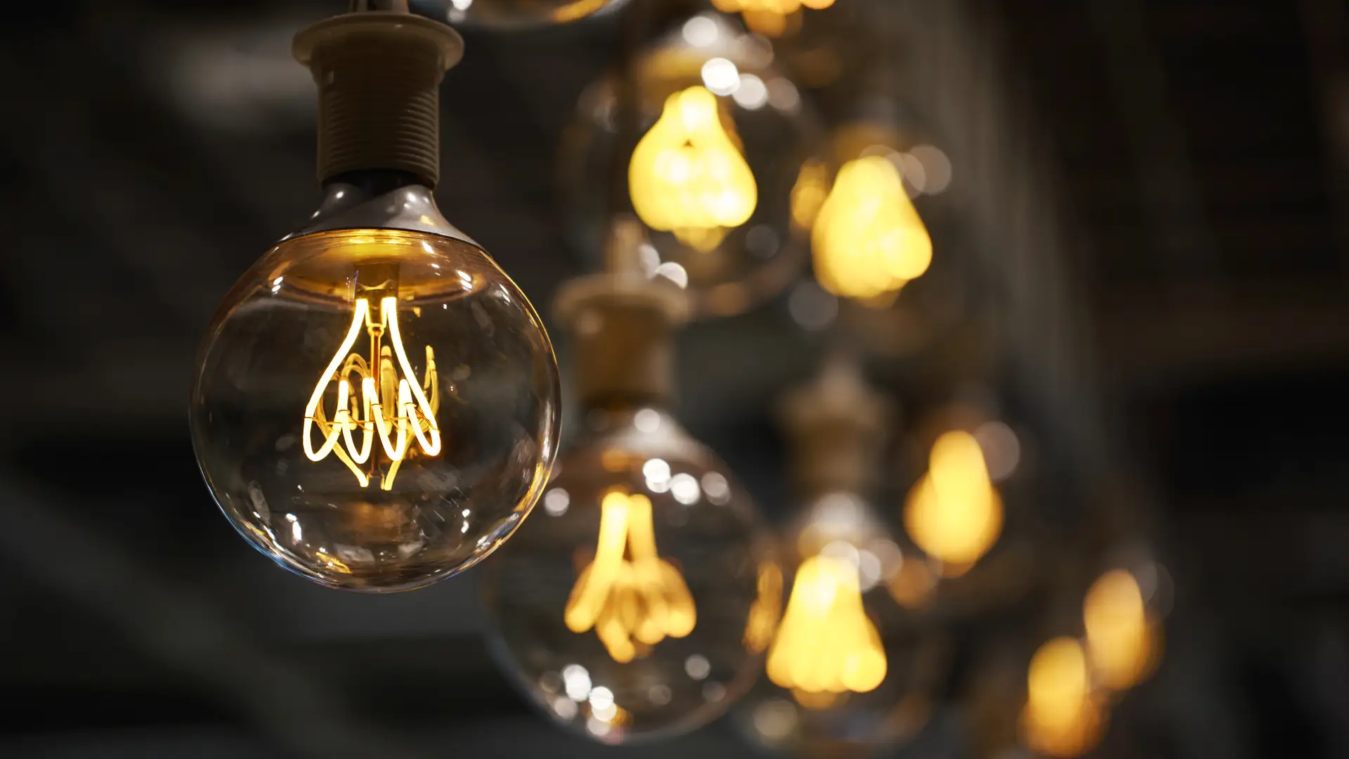 Local en el cual tienen contratada la tarifa de luz 3-0 Local en el cual tienen contratada la tarifa de luz 3-0