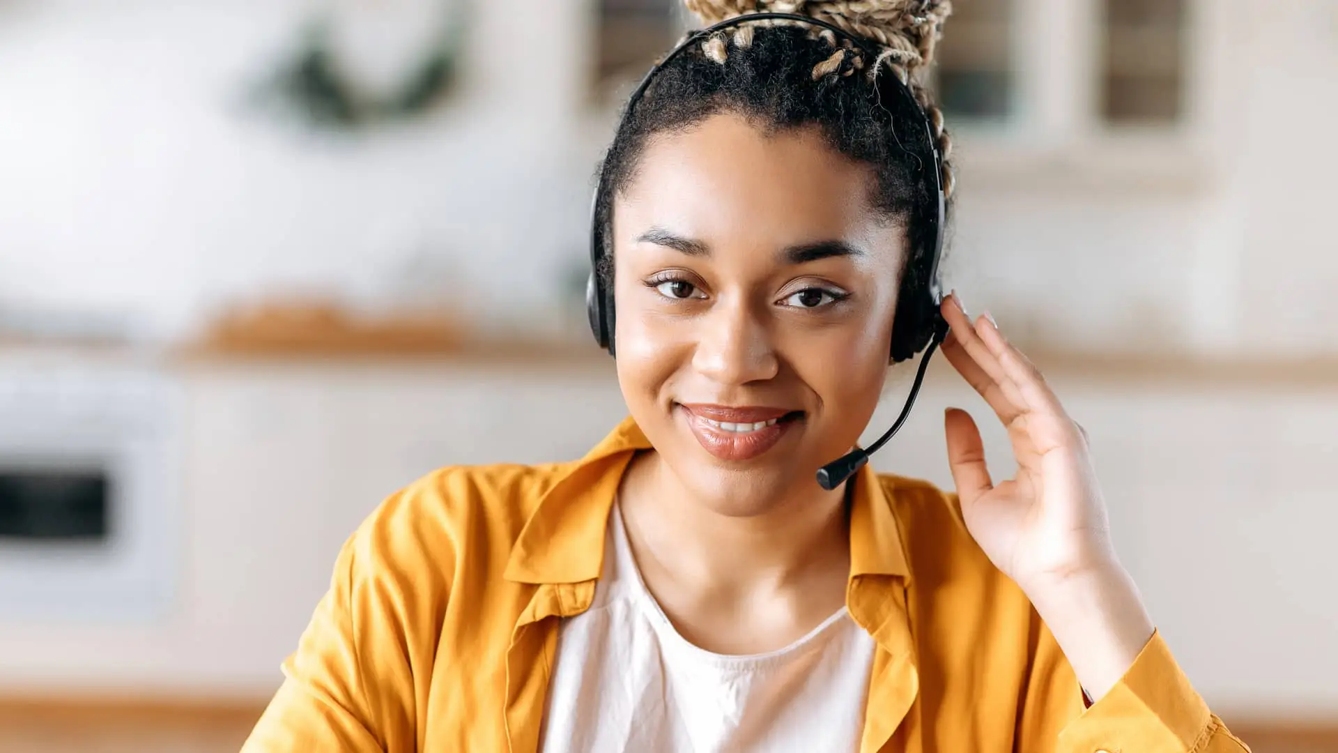 Teleoperadora de atención al cliente de binance Teleoperadora de atención al cliente de binance