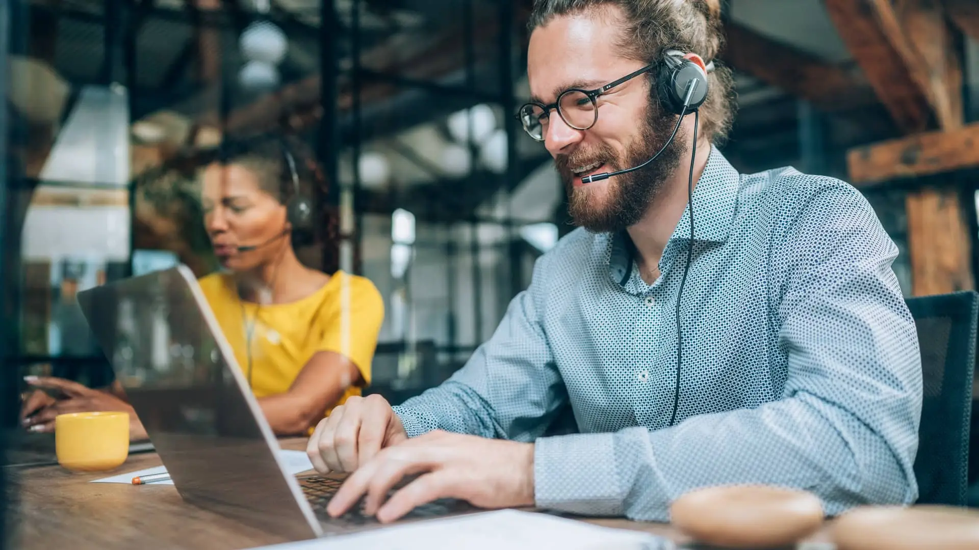 Teleoperador de atención al cliente de etoro Teleoperador de atención al cliente de etoro