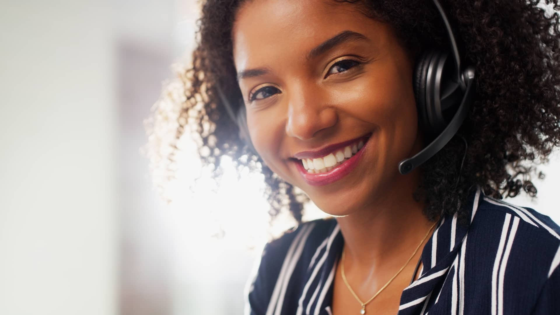 Teleoperadora de atención al cliente kutxabank Teleoperadora de atención al cliente kutxabank