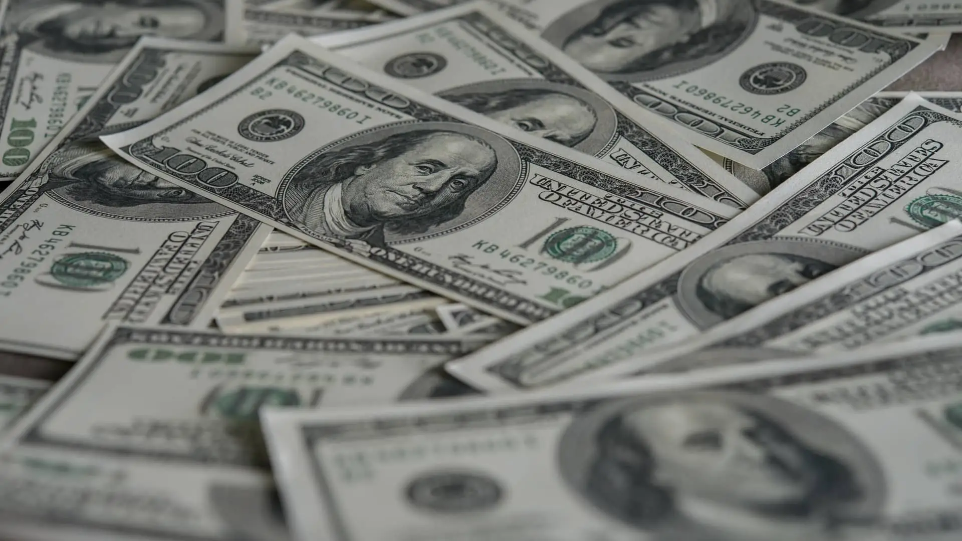 Billetes de dólares simbolizan fondos inversión dólares Billetes de dólares simbolizan fondos inversión dólares