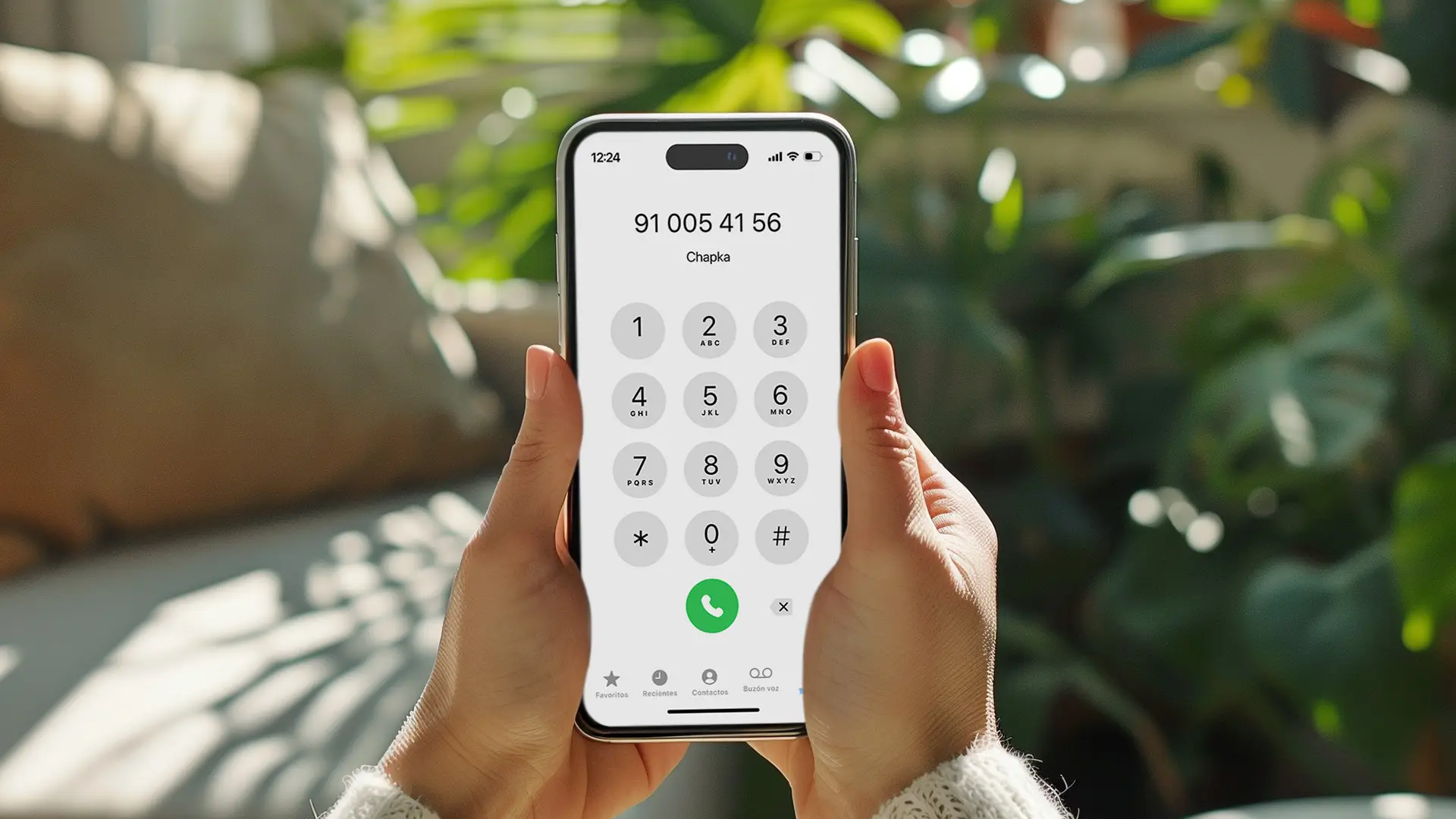 Pantalla de un smartphone llamando al 91 005 41 56 que es el número de contratación y atención al cliente de Chapka. Pantalla de un smartphone llamando al 91 005 41 56 que es el número de contratación y atención al cliente de Chapka.