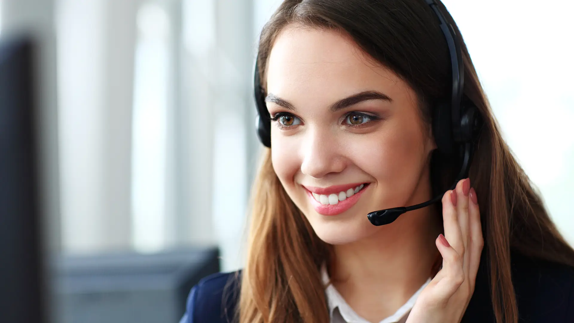 Pantalla de un móvil llamando al 91 005 41 83 que es el número de atención al cliente de Zurich. Pantalla de un móvil llamando al 91 005 41 83 que es el número de atención al cliente de Zurich.