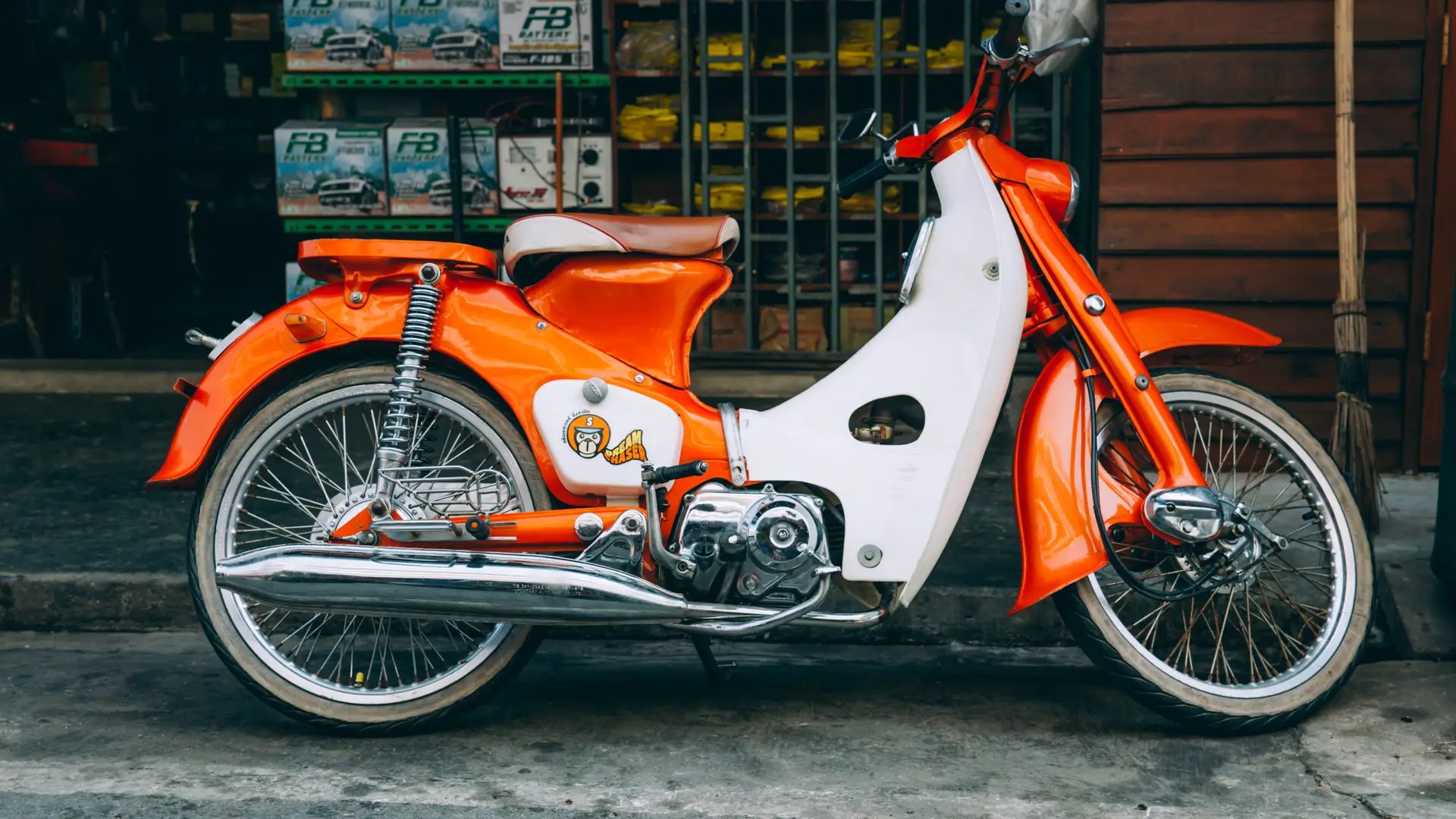 Moto de 110 cc vintage con seguro contratado Moto de 110 cc vintage con seguro contratado