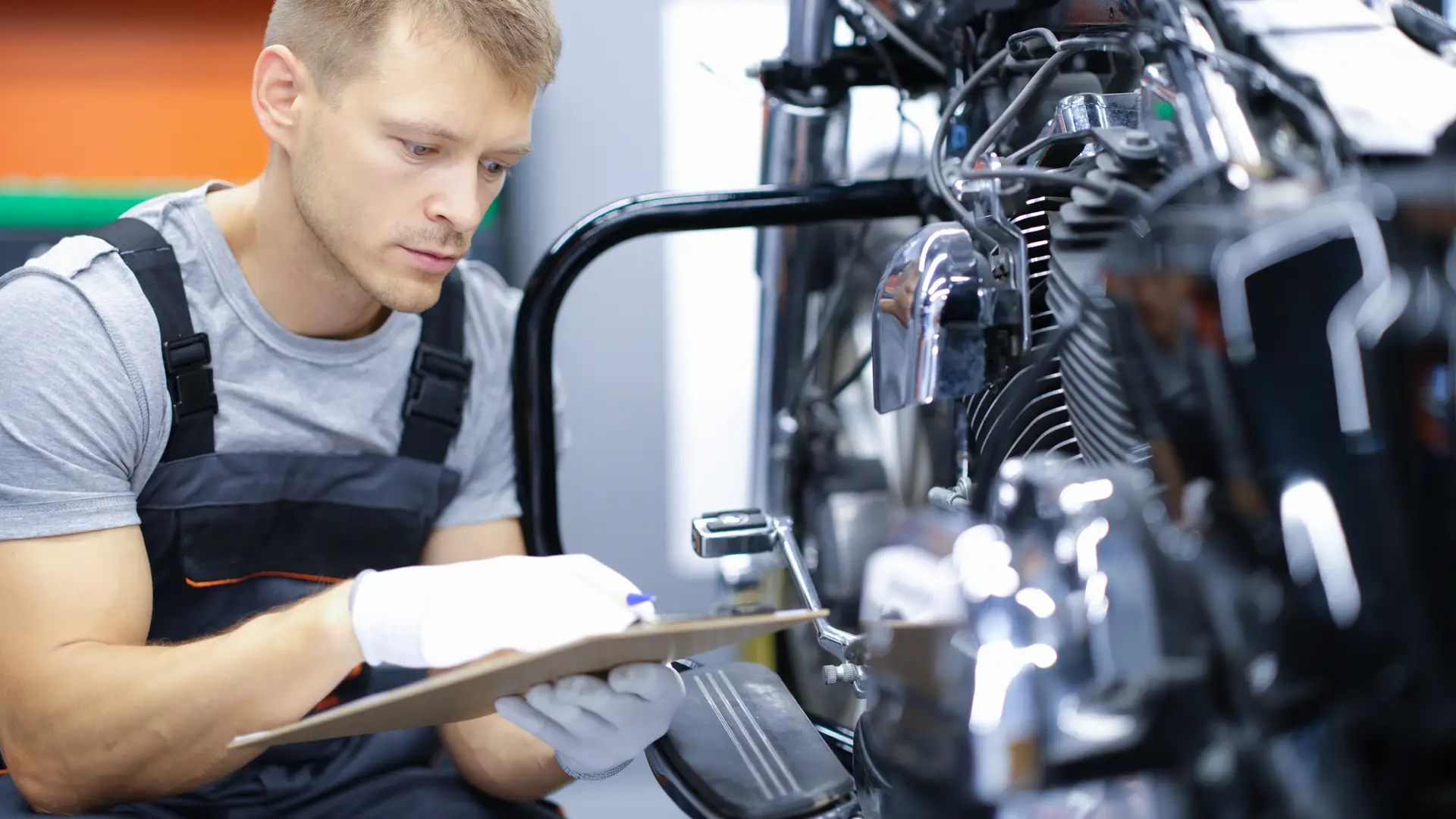 seguro-moto enlazado imagen