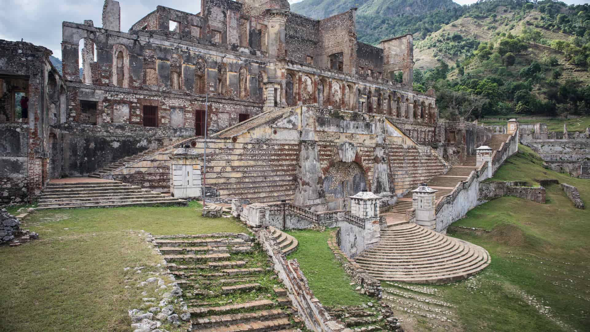 Palacio Sans-Souci en Haití para cuyo viaje se ha contratado un seguro Palacio Sans-Souci en Haití para cuyo viaje se ha contratado un seguro