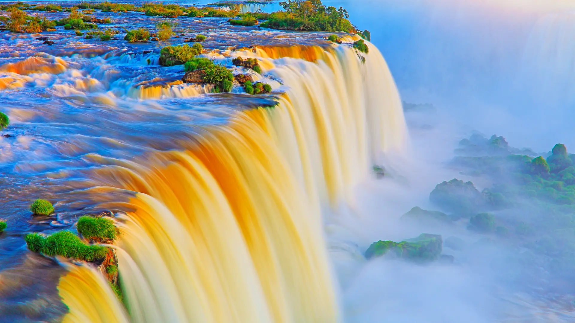 Cataratas de Iguazú entre Paraguay y otros países para los que es posible contratar un seguro de viaje Cataratas de Iguazú entre Paraguay y otros países para los que es posible contratar un seguro de viaje