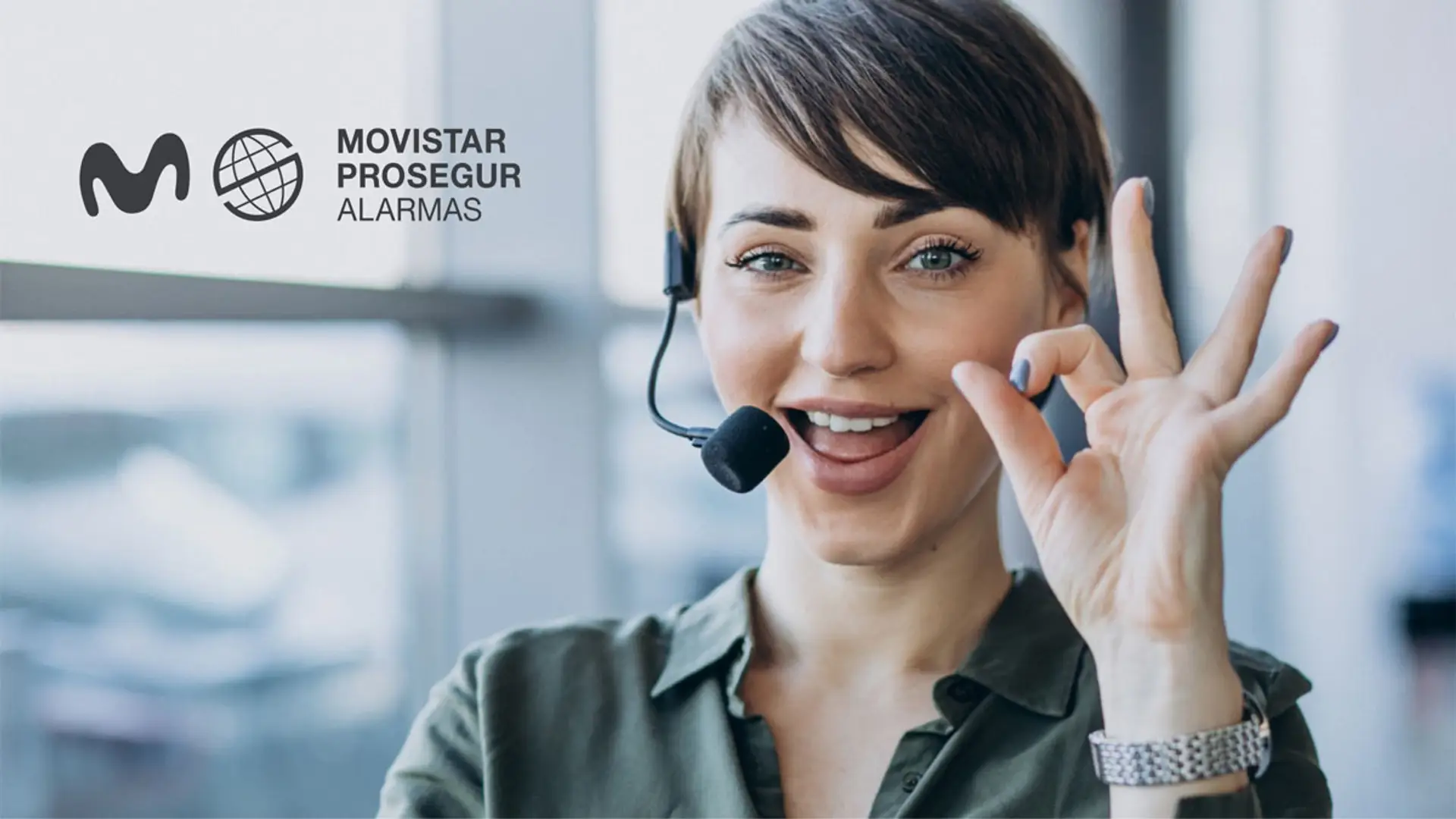 Movistar Prosegur Alarmas, galardonada por su atención al cliente con el Premio a la Excelencia 2025 Agente del servicio de atención al cliente de Movistar Prosegur Alarmas, símbolo de la excelencia y tranquilidad del servicio.