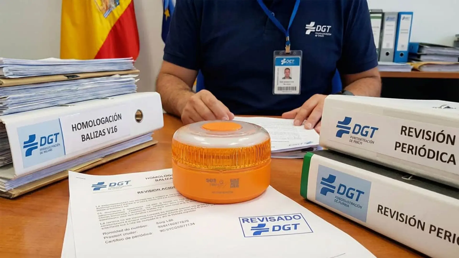 Tu baliza V16 podría dejar de estar homologada: así serán las revisiones de la DGT Funcionario de la DGT revisando documentación de homologación de balizas V16 en la oficina.