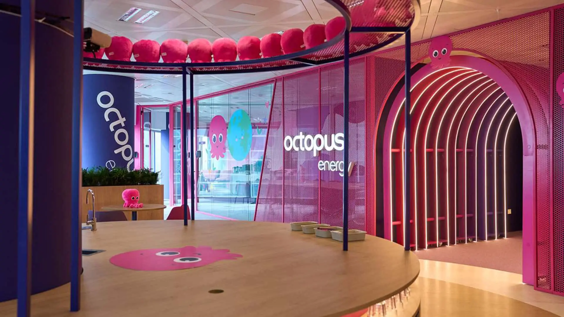 Oficinas de Octopus Energy en Valencia, sin trabajadores.