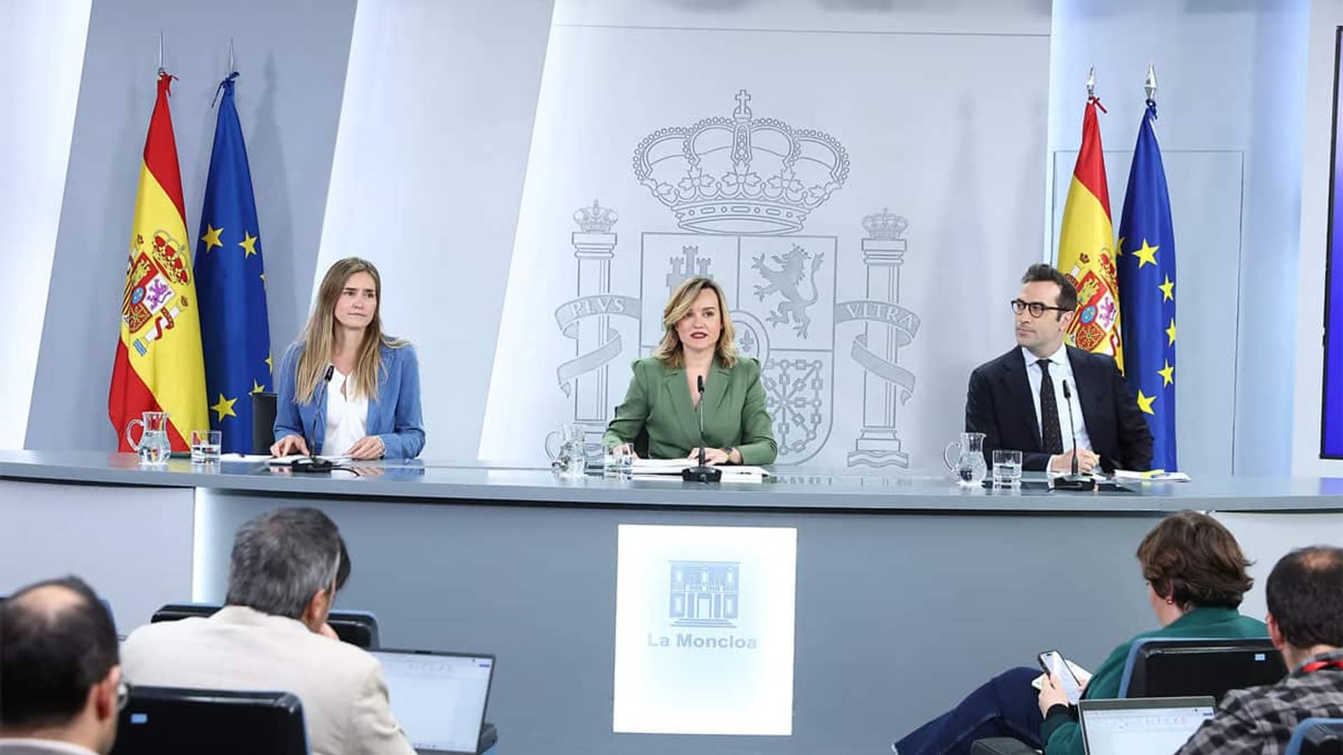 ¿Bajará el IVA de la luz este viernes? Las medidas que el Gobierno ...
