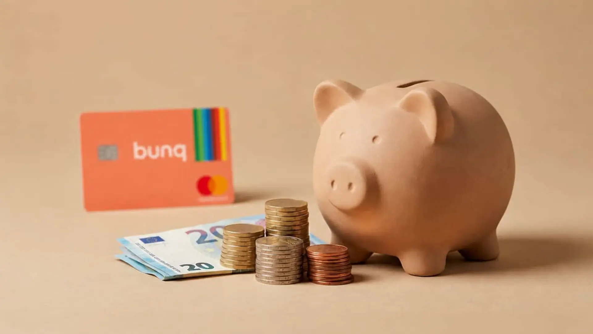 Bunq sube su cuenta remunerada al 3,01% TIN en plena guerra por el ahorro Hucha, monedas y tarjeta Bunq para ahorrar dinero y gestionar finanzas personales