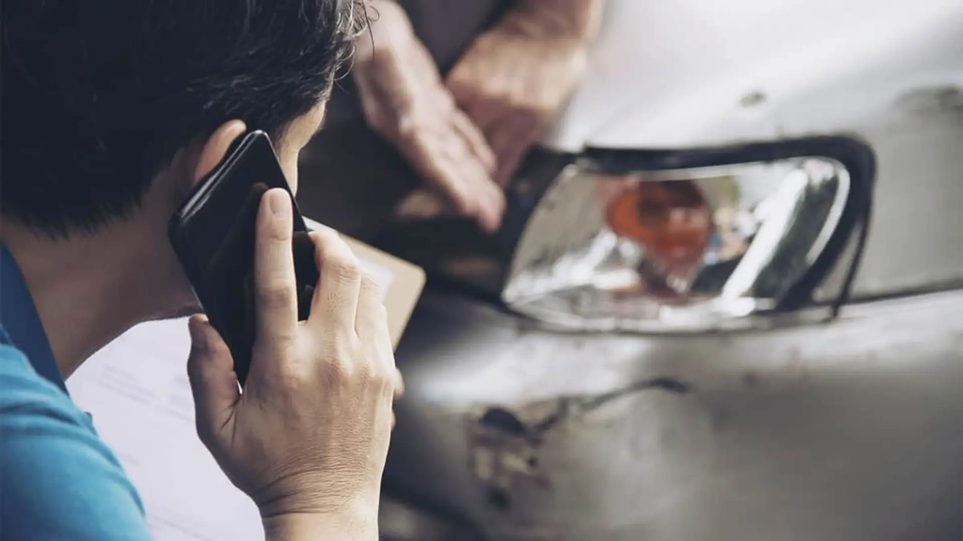 El aumento de siniestralidad no preocupa a Línea Directa, que bate récords en Auto Hombre llamando a su seguro de coche tras un accidente.