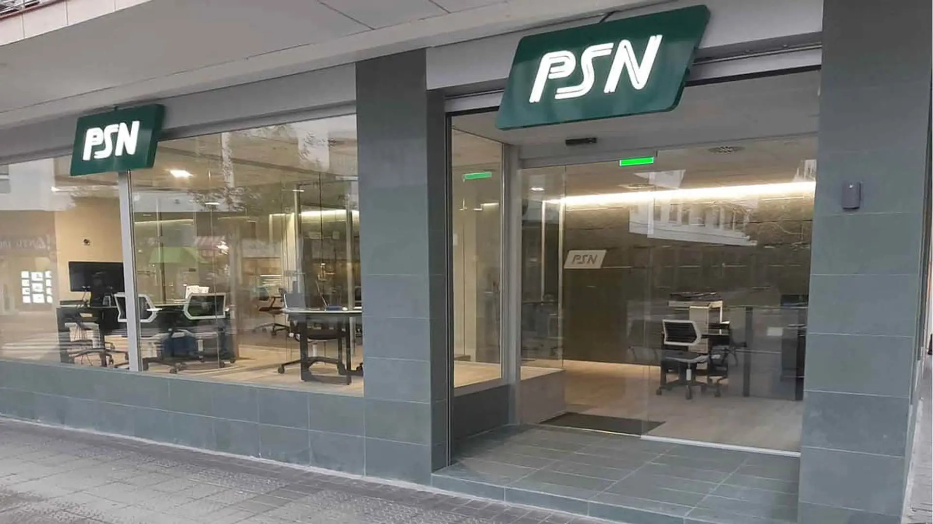 Fachada de una oficina de PSN para representar servicios de previsión y seguros para profesionales.