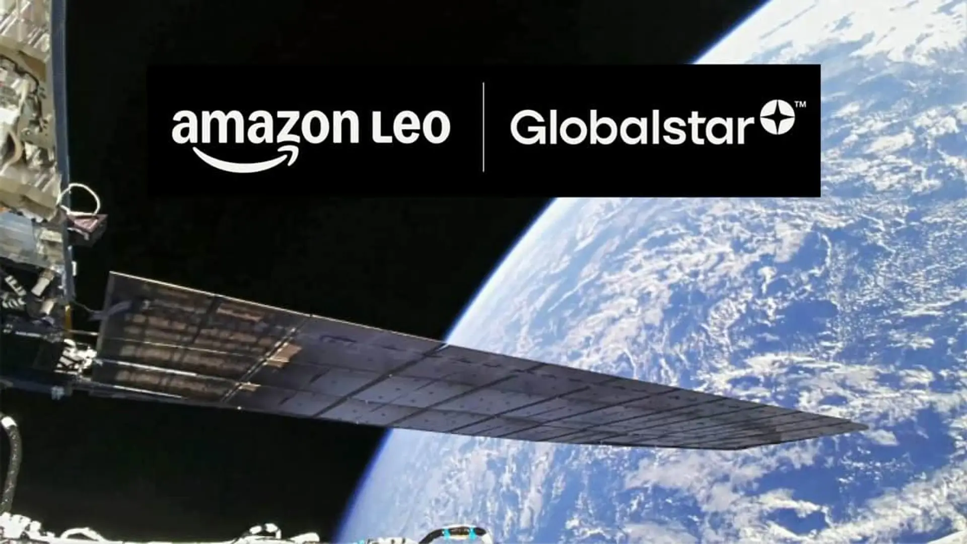 Logos de Amazon LEO y Globalstar sobre un satélite en órbita terrestre para servicios de internet satelital.