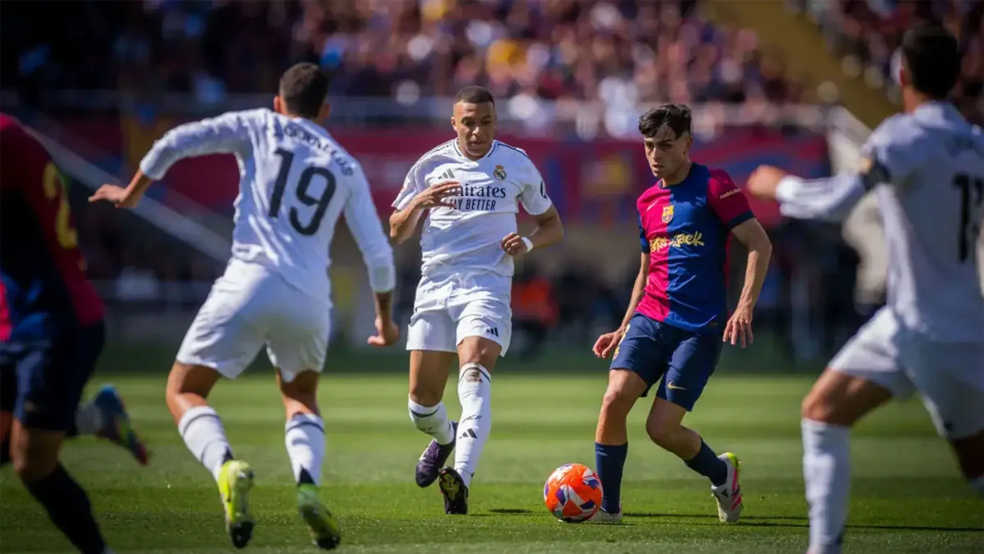 El jugador del FC Barcelona Pedri, en el último partido de la temporada pasada contra el Real Madrid.