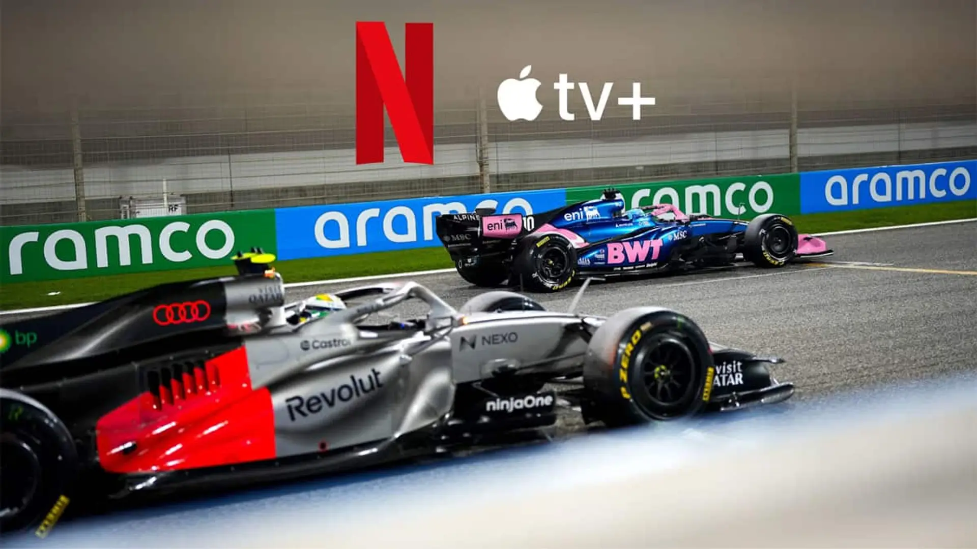Netflix rompe su mayor regla con Apple TV... y la Fórmula 1 tiene la culpa Monoplazas de Fórmula 1 en pista con referencias a Netflix y Apple TV+ como plataformas de retransmisión.