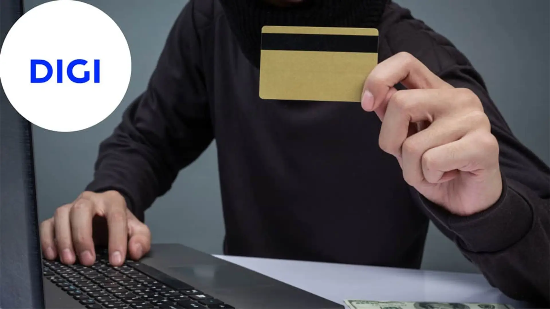 DIGI avisa: cómo protegerte de la estafa del ‘carding’ Persona encapuchada usando un ordenador portátil y sosteniendo una tarjeta bancaria junto al logotipo de DIGI.