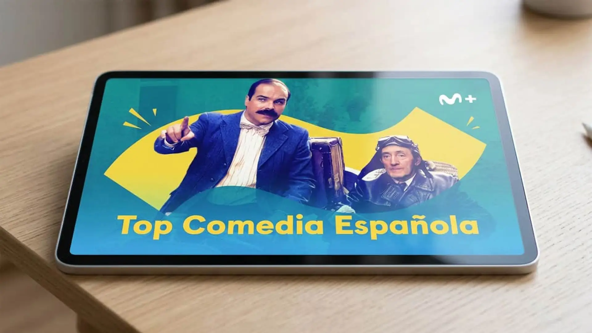 Tablet con lel canal Top Comedia Española de Movistar Plus+ para ver el mejor cine nacional en streaming.