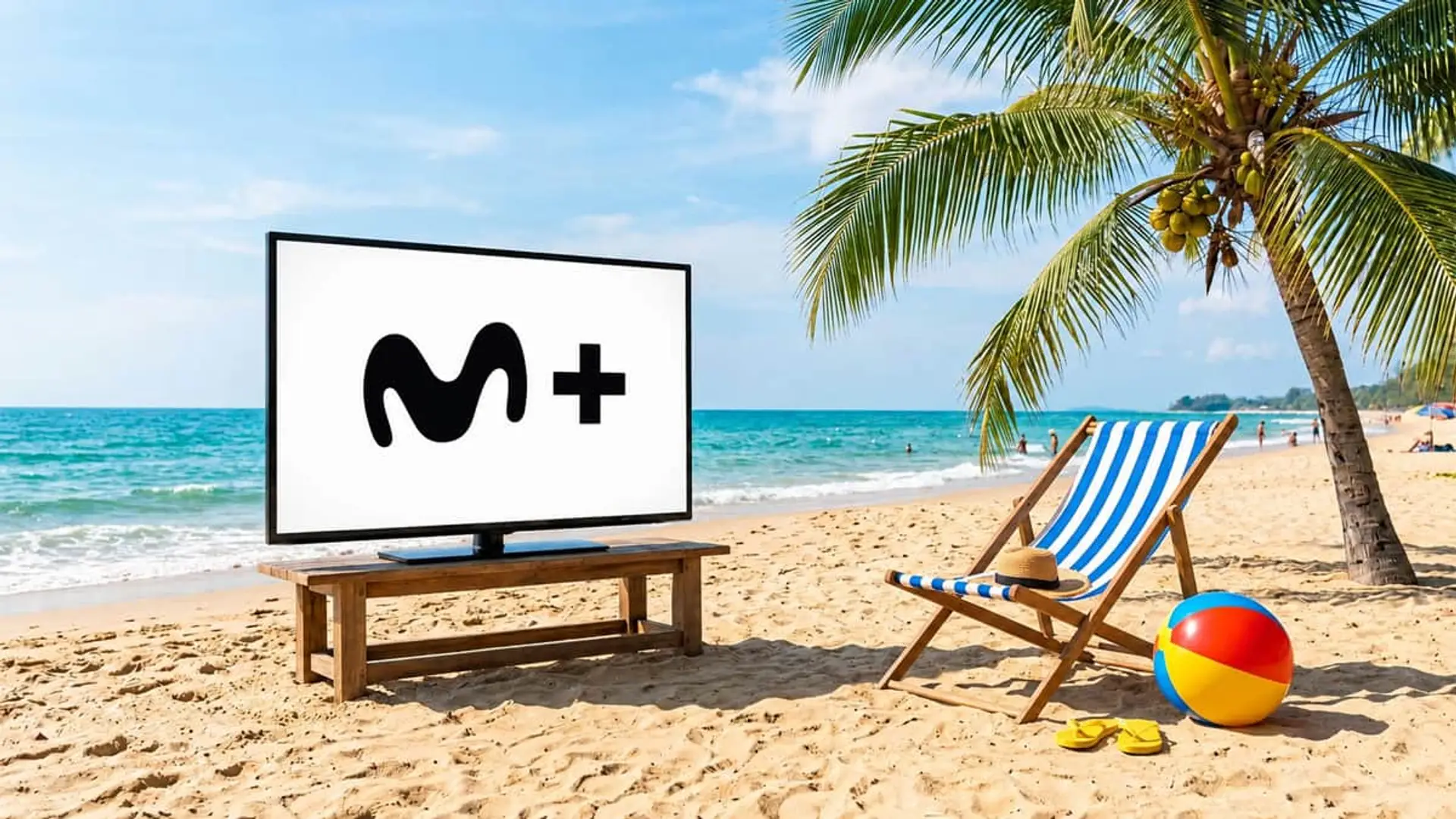 Televisor con logo de Movistar Plus en una playa con hamaca, palmera y pelota de verano