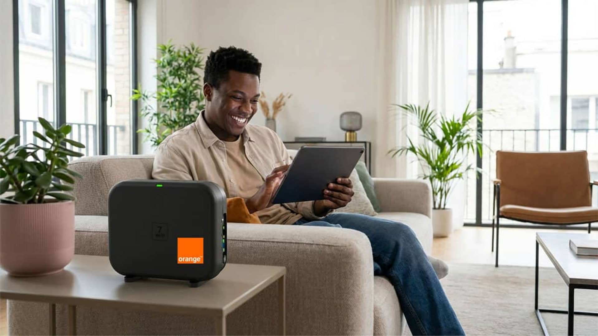 Lo nuevo de Orange para exprimir la fibra: un repetidor WiFi 7 que ...