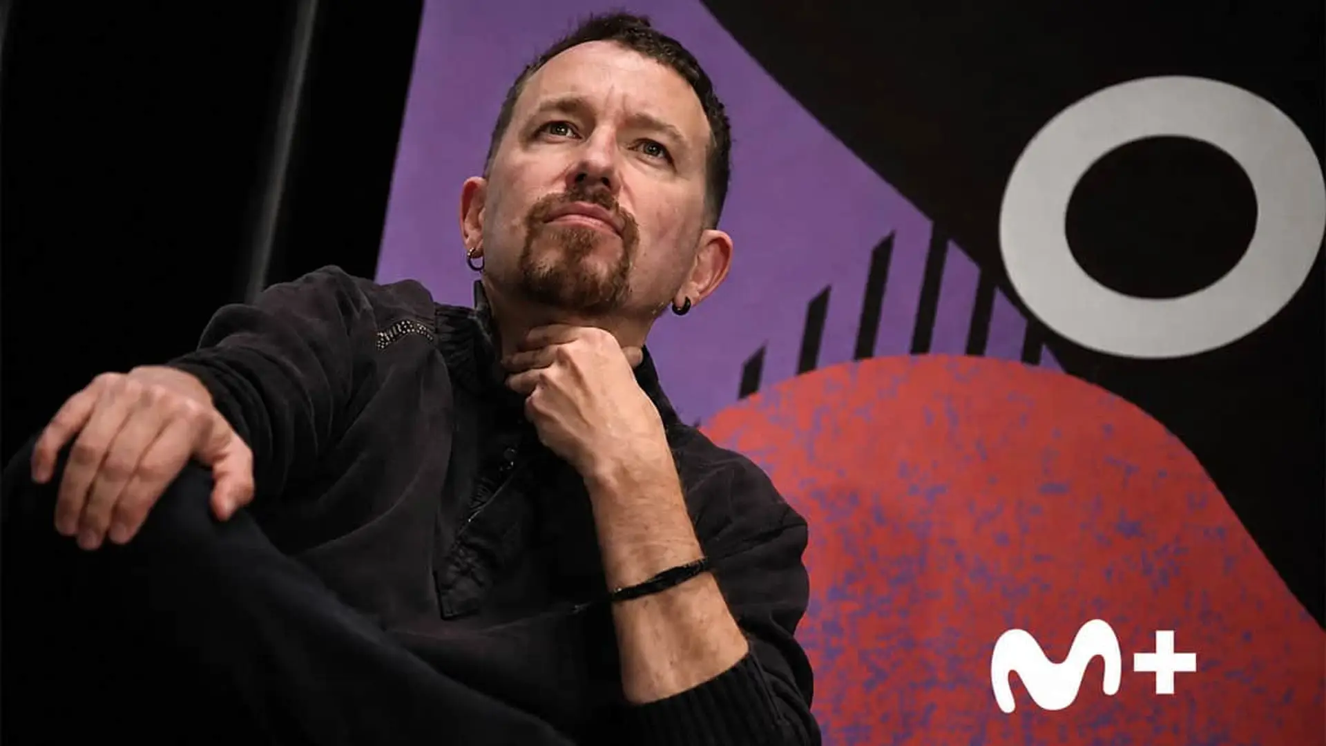 Canal Red de Pablo Iglesias llega a Movistar Plus tras el bloqueo por su calidad HD Pablo Iglesias durante un acto con el logotipo de Movistar Plus