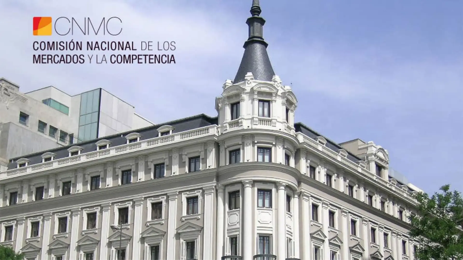 Edificio de la CNMC -Comisión Nacional de los Mercados y la Competencia- para representar la regulación de mercados en España.