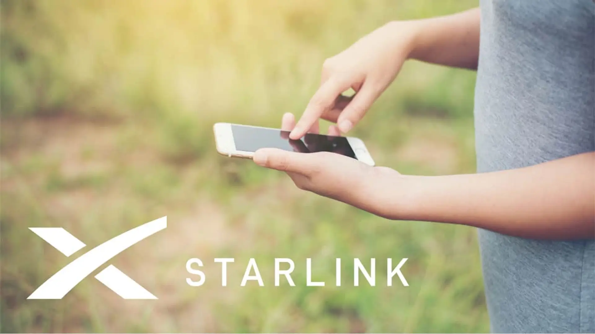 Usuario conectado al internet por satélite de Starlink en su móvil.