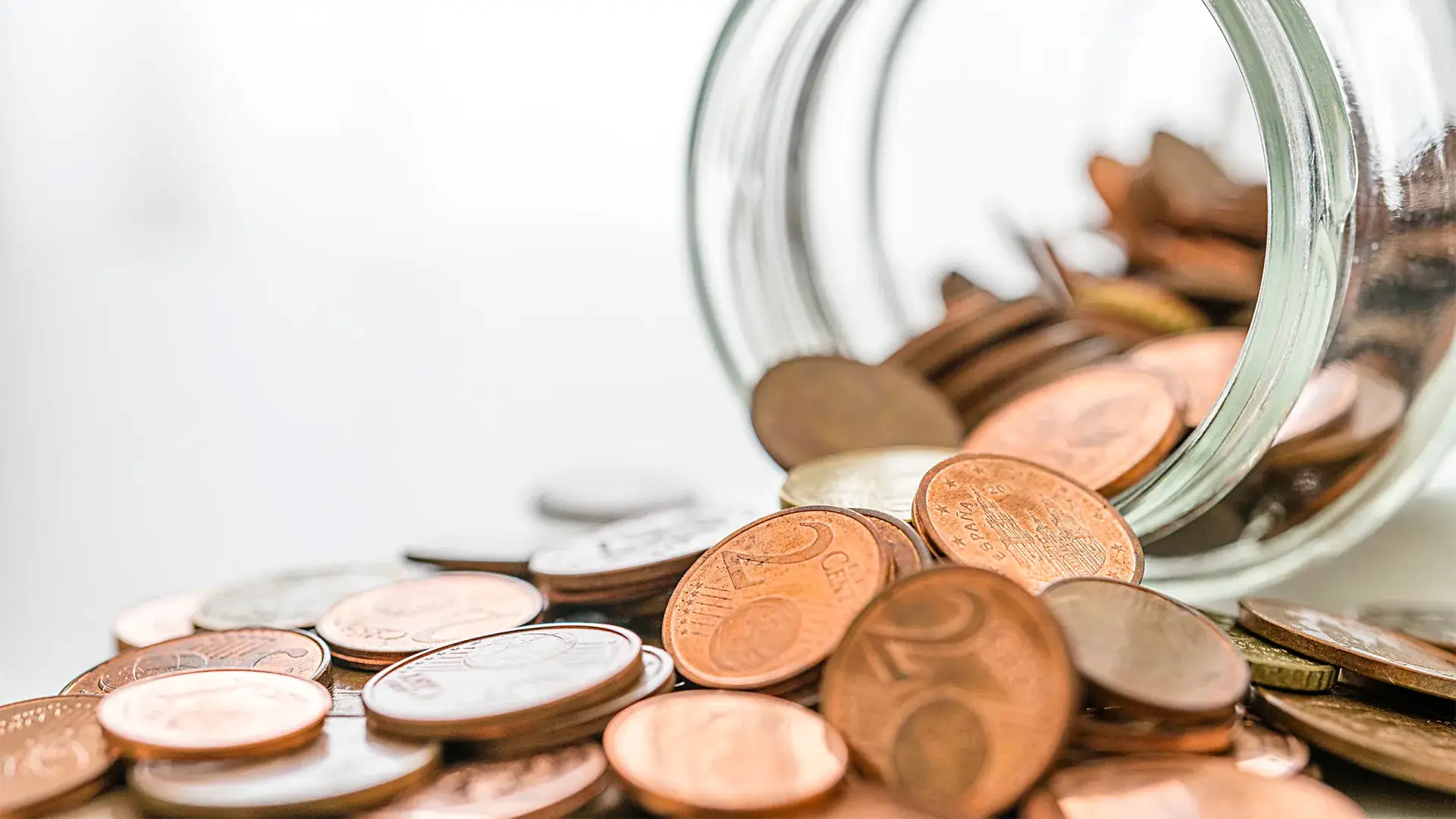 Bote de monedas ahorradas con las ofertas adamo Bote de monedas ahorradas con las ofertas adamo