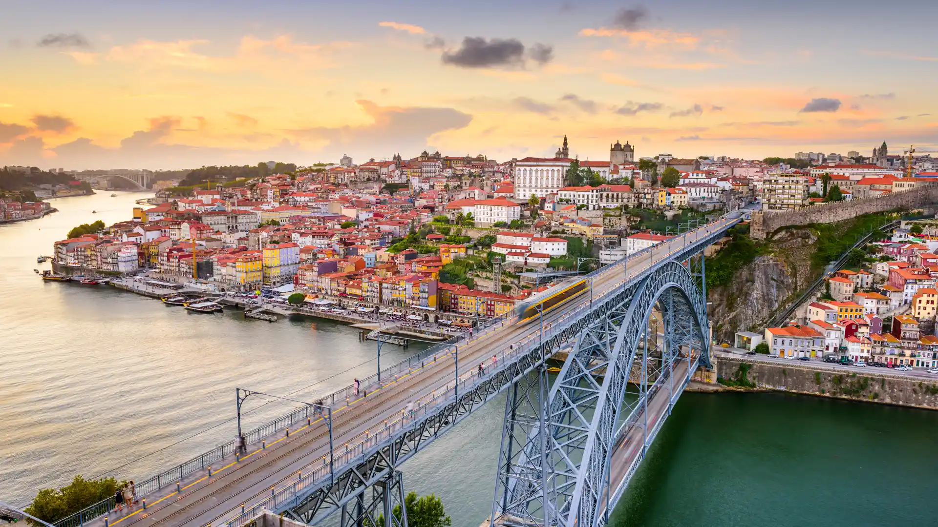 Porto, Portugal donde se puede disfrutar de roaming Porto, Portugal donde se puede disfrutar de roaming