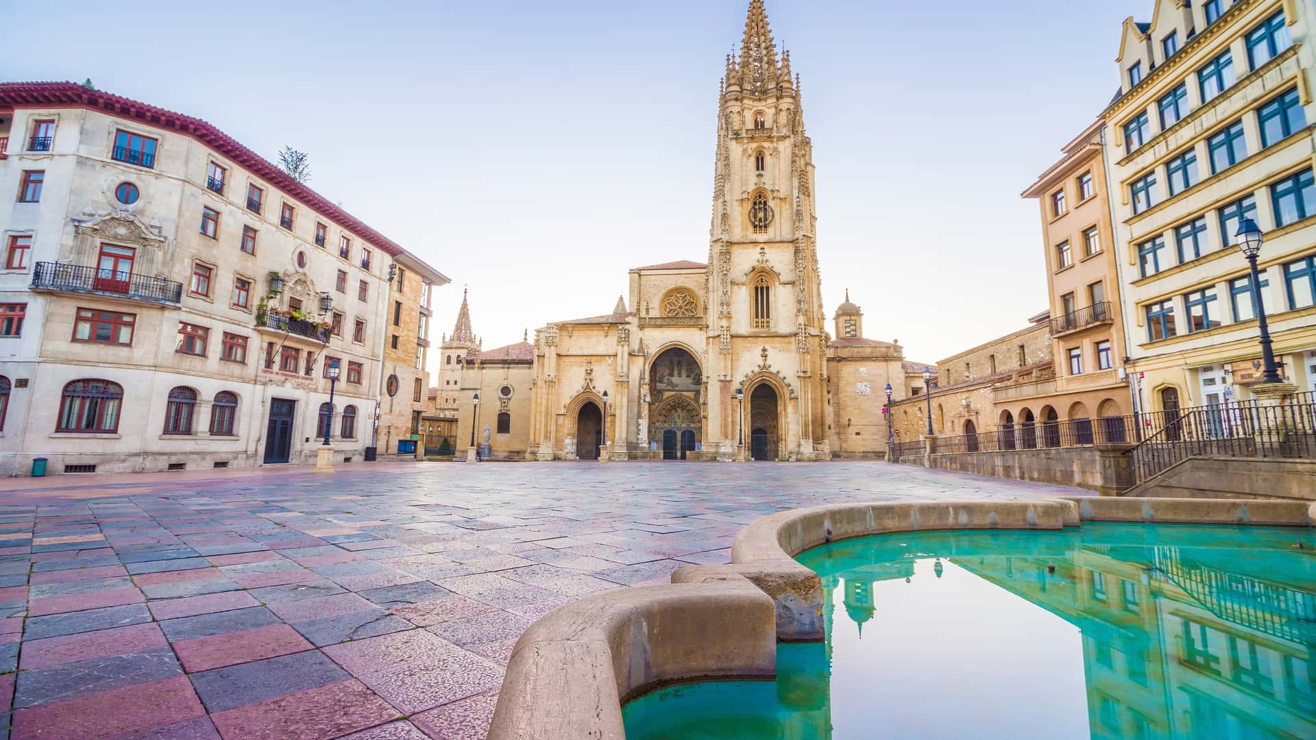La Catedral de Oviedo donde hay disponible jazztel