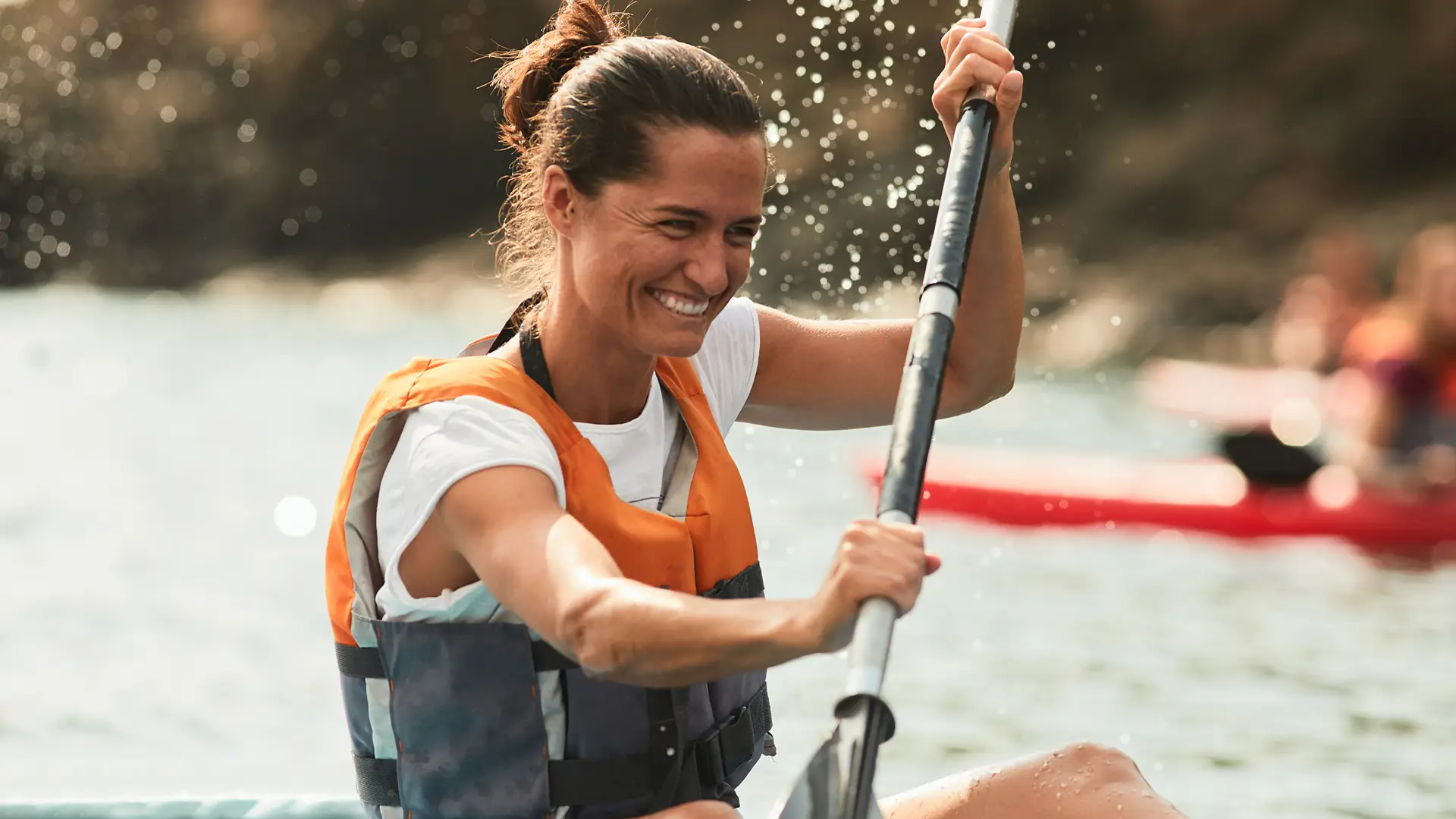 Joven remando representa canl eurosport