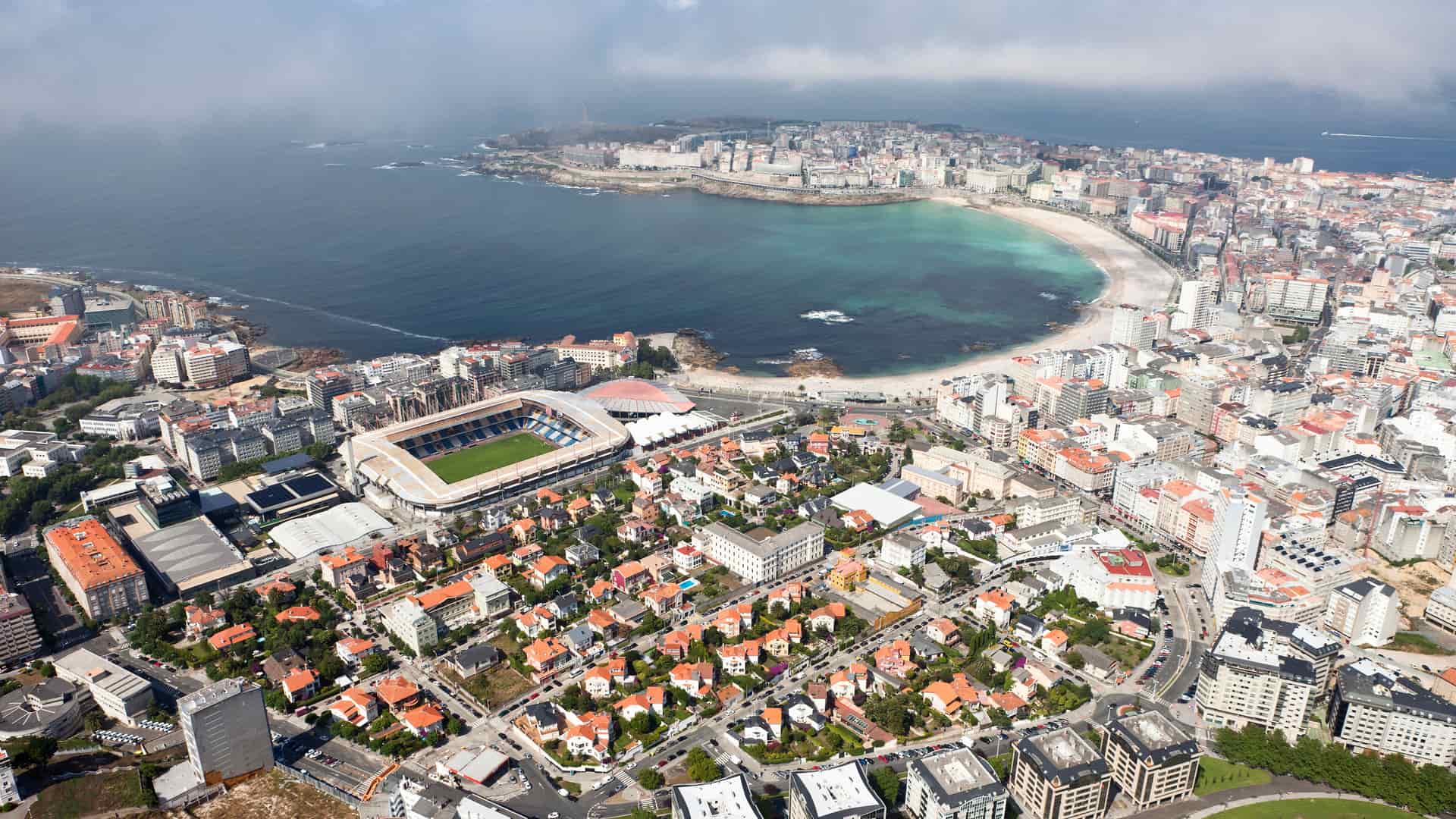 Vista aérea de la Coruña donde se encuentra disponible el teleoperador mundor