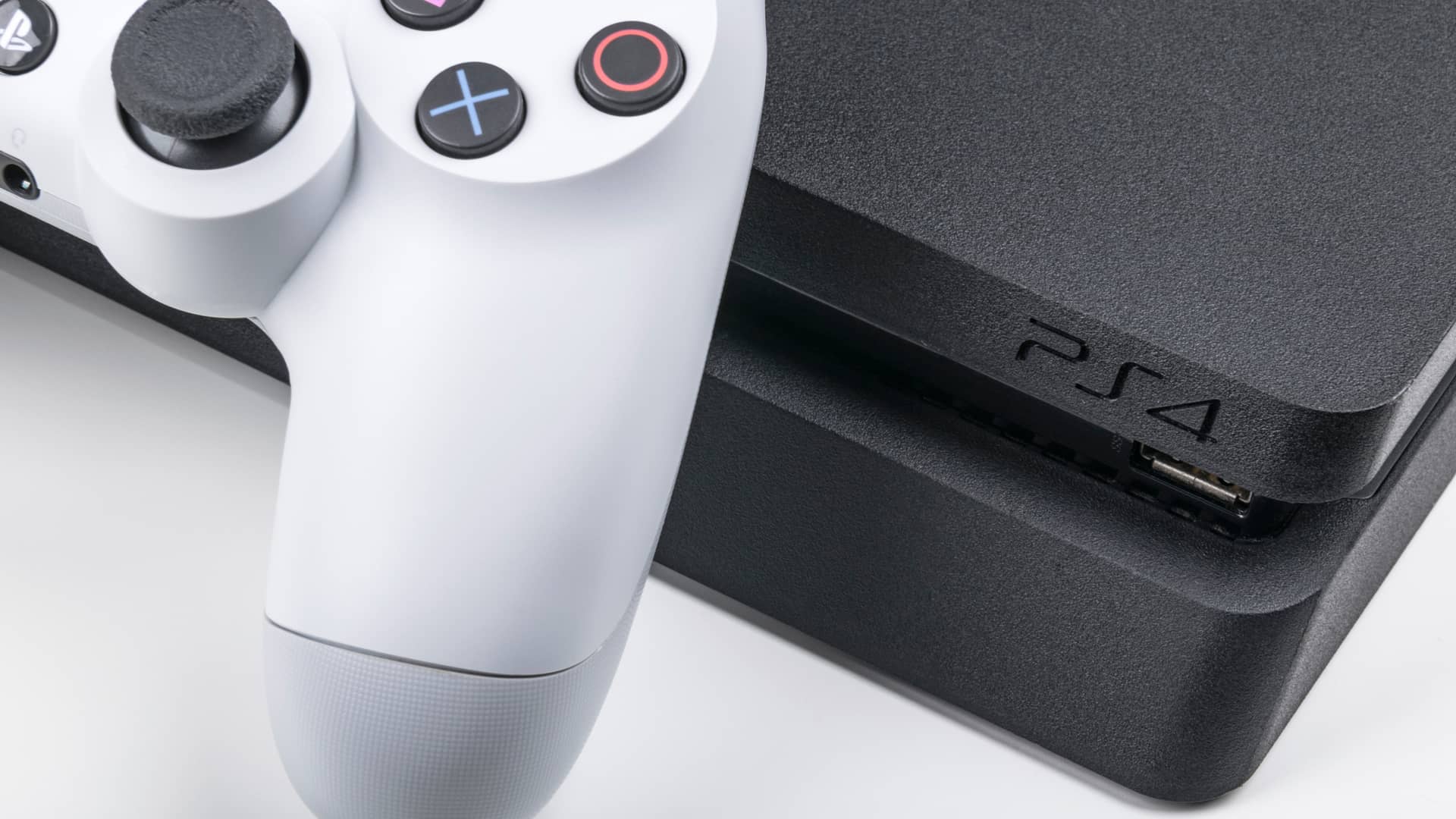 ¿Cuál es la mejor conexión a Internet para la consola PlayStation 4?